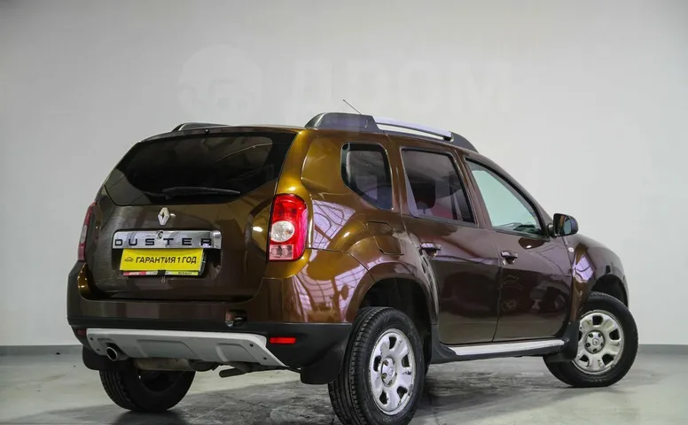 Renault Duster, 1 поколение