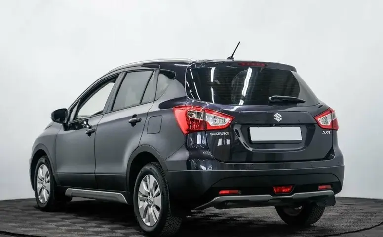 Suzuki SX4