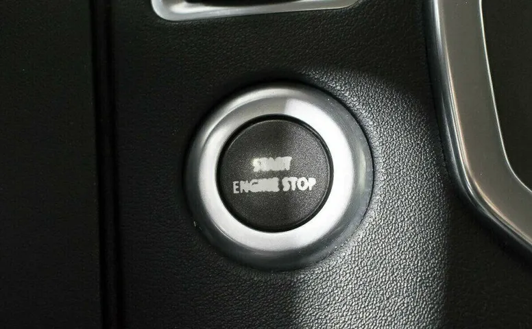 Land Rover Discovery 3.0 Автомат