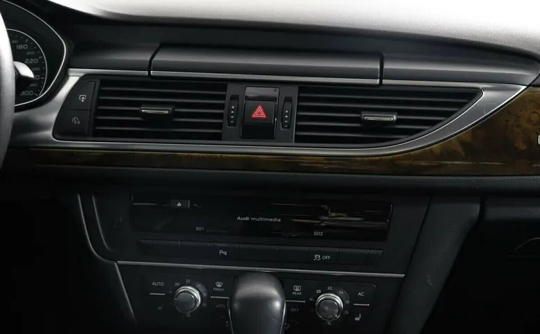Audi A6 IV (C7)