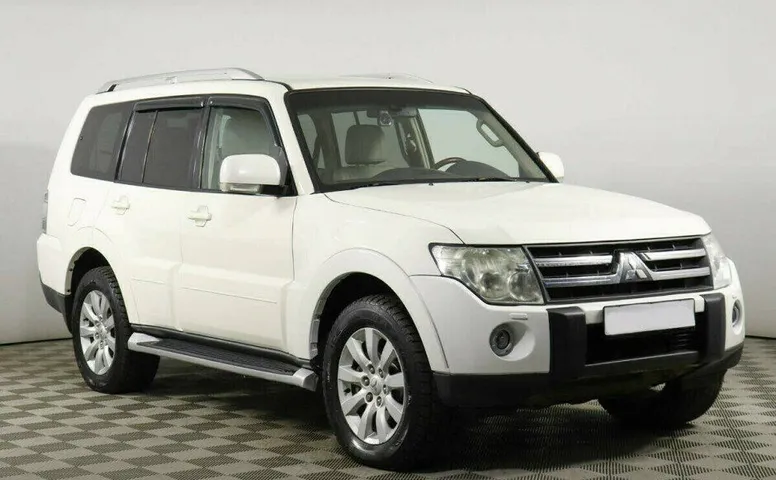 Mitsubishi Pajero 3.2 Автомат