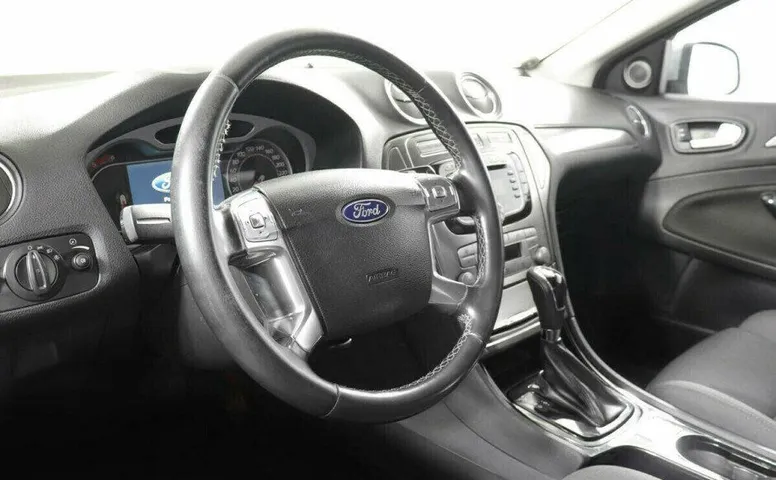 Ford Mondeo 2.0 Автомат