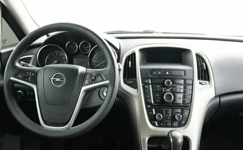 Opel Astra 1.4 Автомат