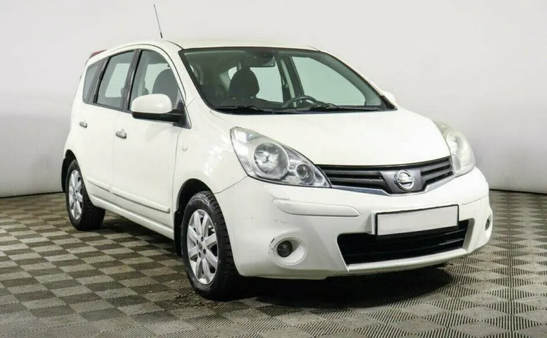 Nissan Note 1.6 Автомат