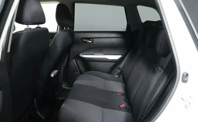 Suzuki Vitara 1.6 Автомат