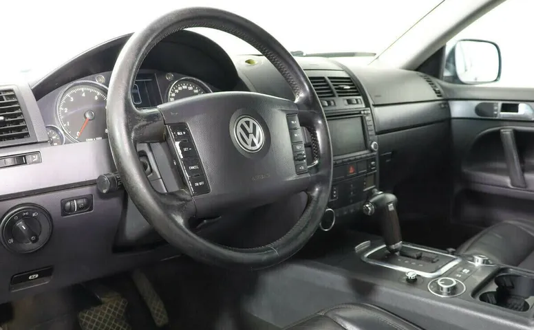 Volkswagen Touareg I