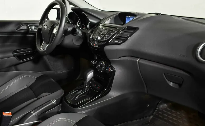 Ford Fiesta Mk6 Рестайлинг