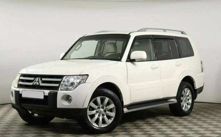 Mitsubishi Pajero 3.2 Автомат