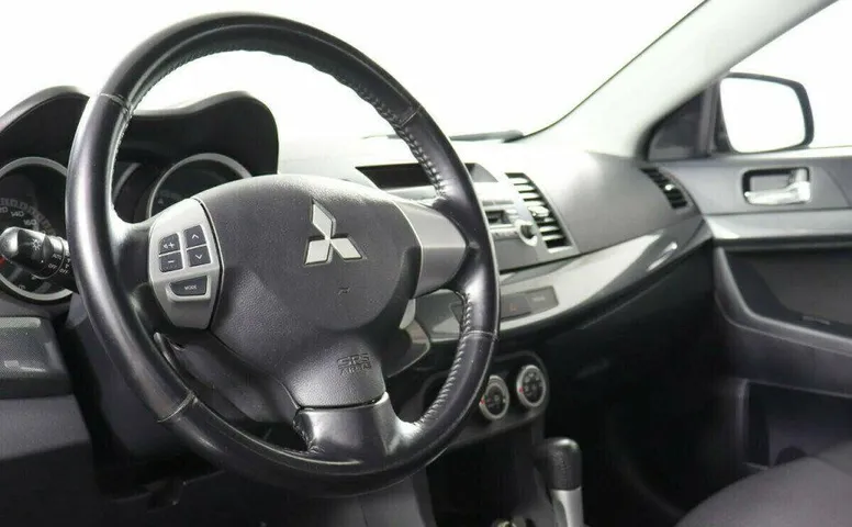 Mitsubishi Lancer 1.8 Вариатор
