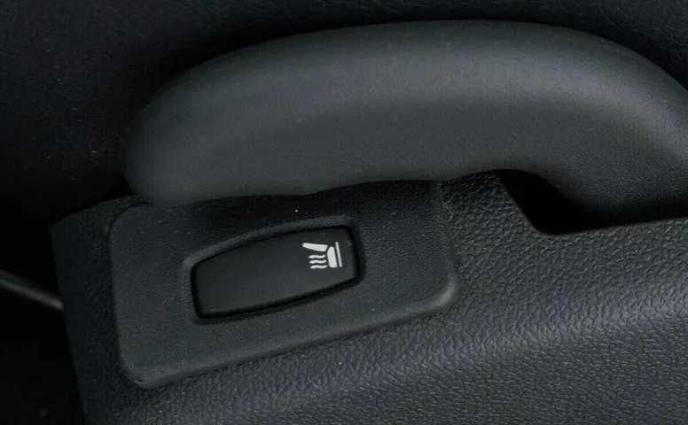 Nissan Almera 1.6 Автомат