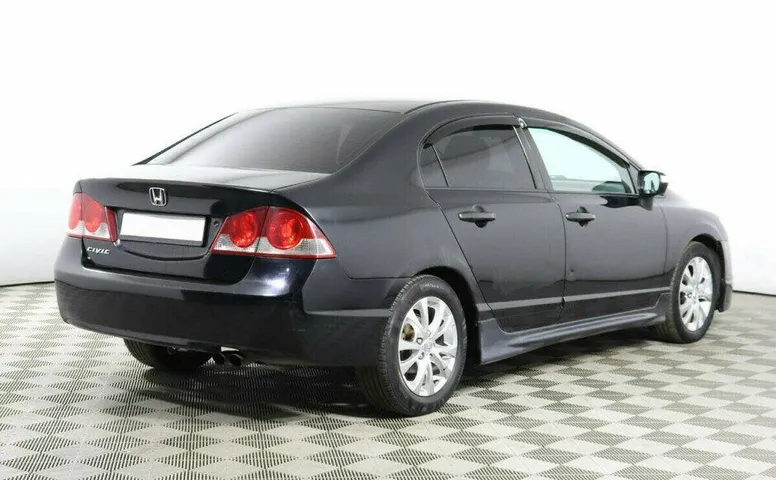 Honda Civic 1.8 Автомат