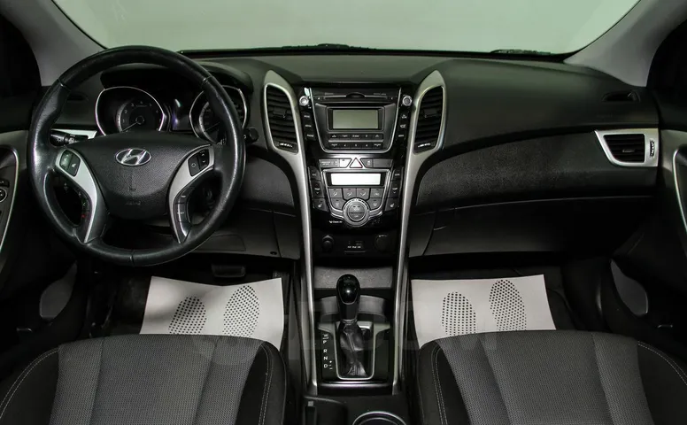 Hyundai i30, 2 поколение