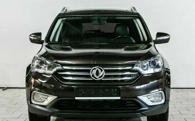 Dongfeng ax7