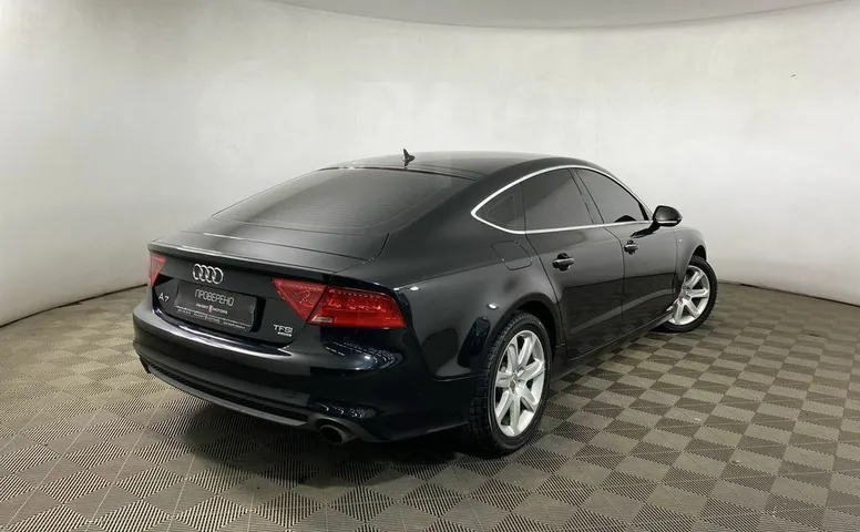 Audi A7, 1 поколение
