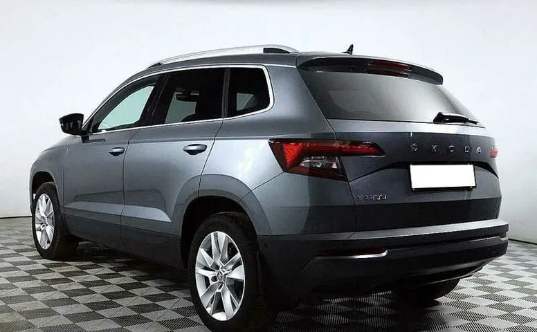 Skoda karoq мкпп 2022 с пробегом 97 км