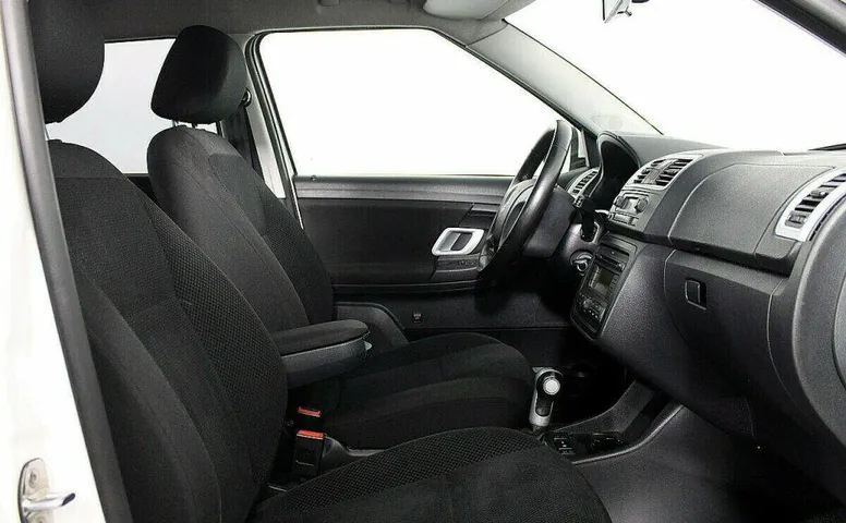 Skoda Fabia 1.6 Автомат