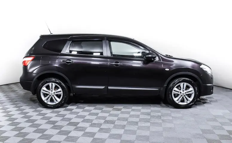 Nissan Qashqai+2