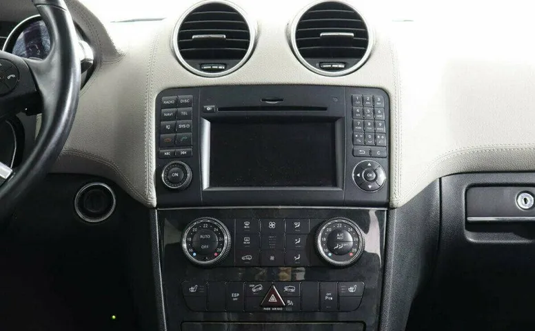 Mercedes-Benz M-Класс 3.0 Автомат