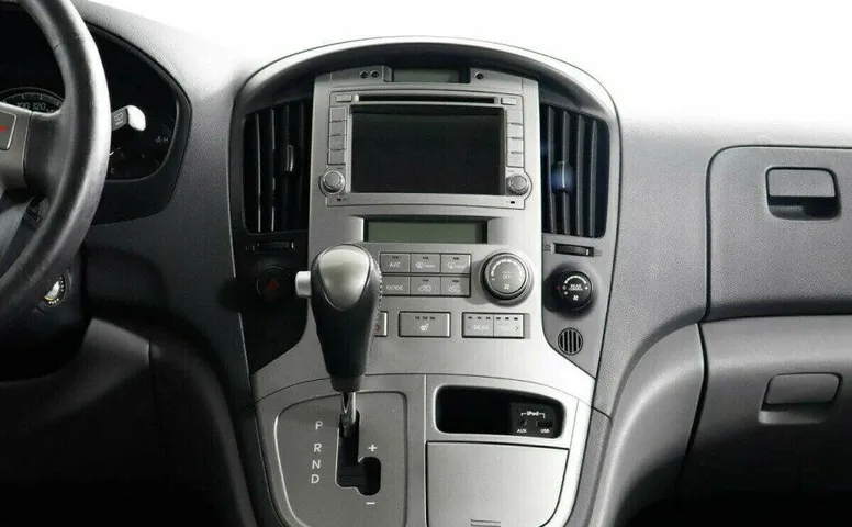 Hyundai Grand Starex 2.5 Автомат