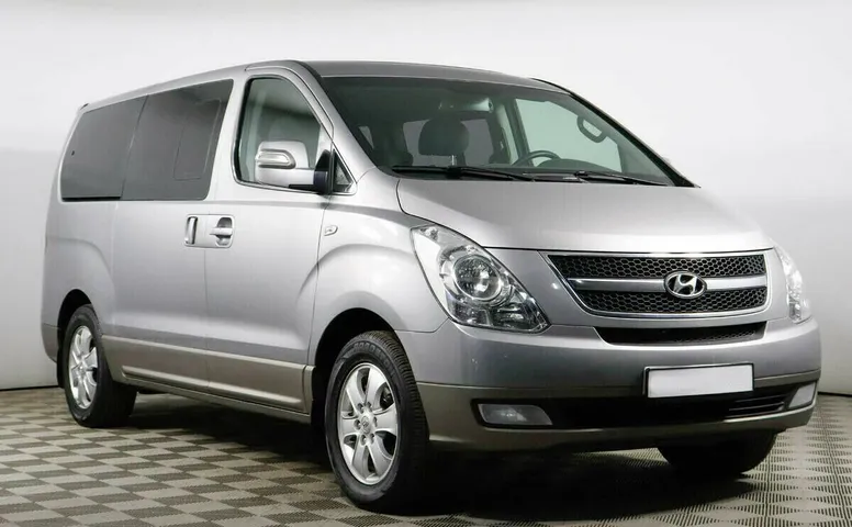 Hyundai Grand Starex I