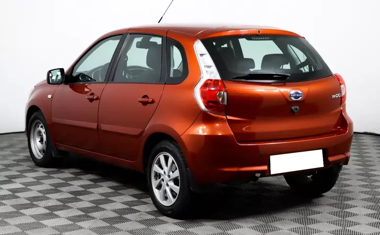 Datsun mi-DO