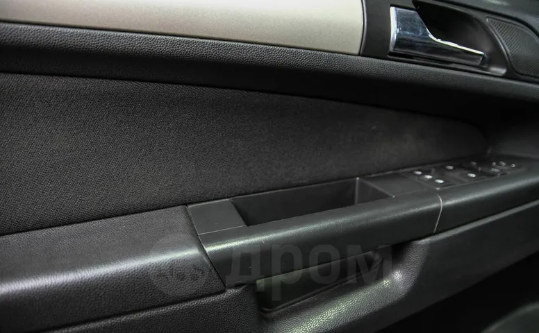Opel Zafira, 2 поколение