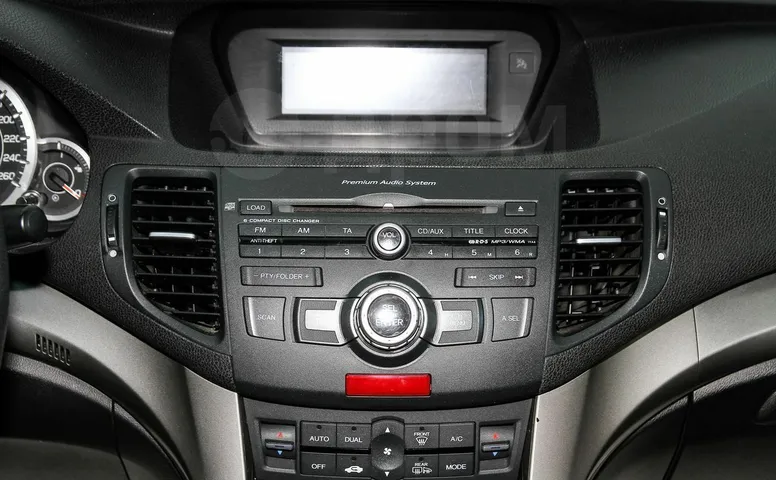 Honda Accord, 8 поколение