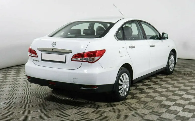 Nissan Almera 1.6 Автомат