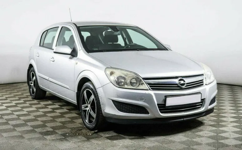 Opel Astra 1.6 Робот