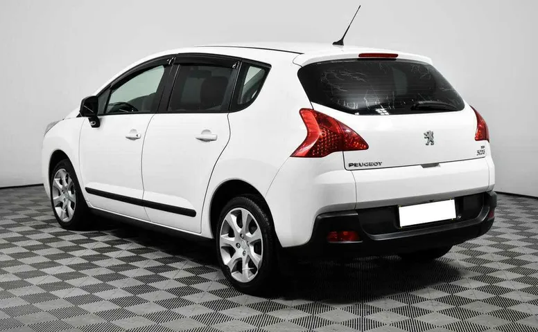 Peugeot 3008 робот 2013 с пробегом 99 460 км