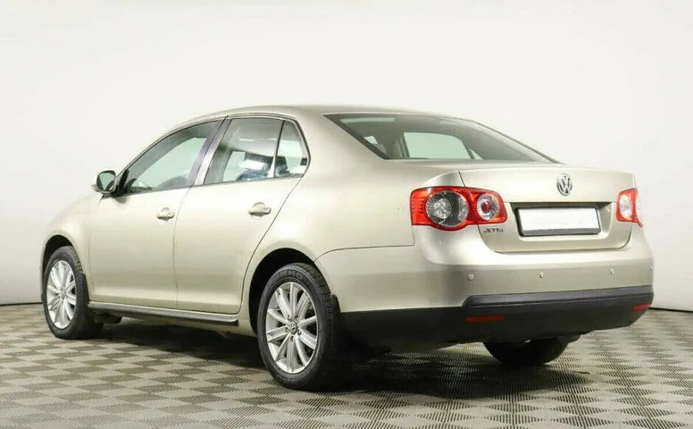 Volkswagen Jetta 1.6 Автомат