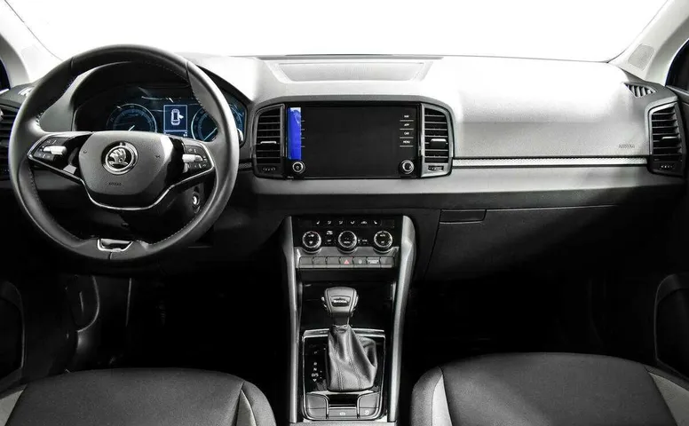 Skoda karoq акпп 2021 с пробегом 11 090 км