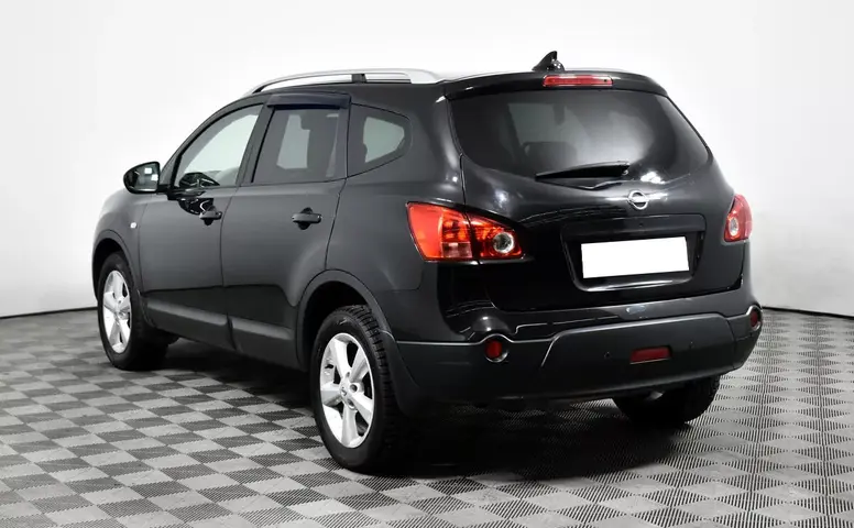 Nissan Qashqai+2