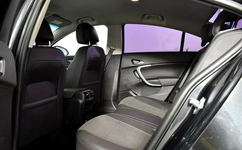Opel Insignia I