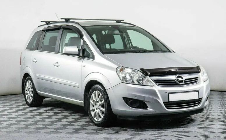 Opel Zafira 1.8 Робот