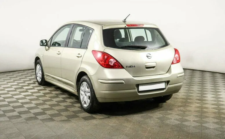 Nissan Tiida 1.6 Механика