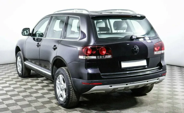 Volkswagen Touareg 2.5 Автомат