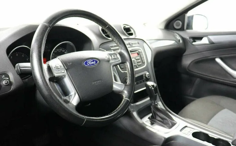 Ford Mondeo 2.3 Автомат