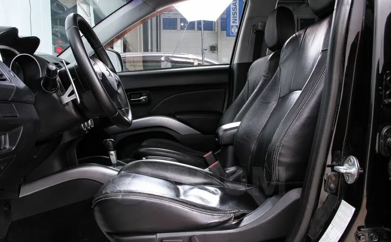 Mitsubishi Outlander, 2 поколение