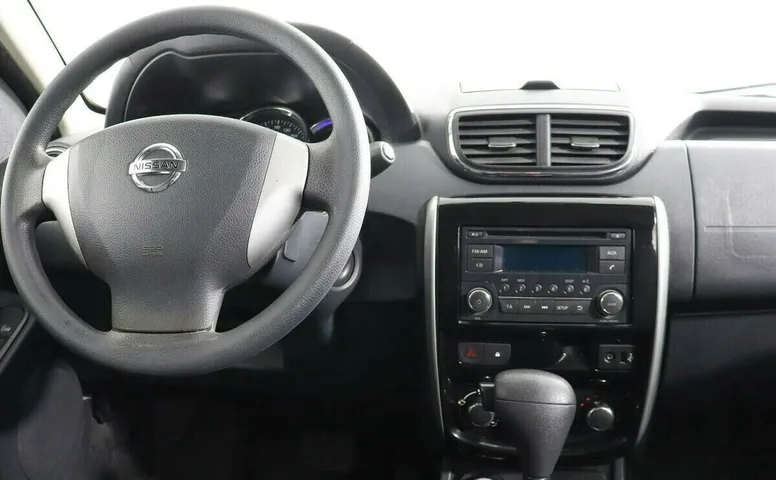 Nissan Terrano III (D10)