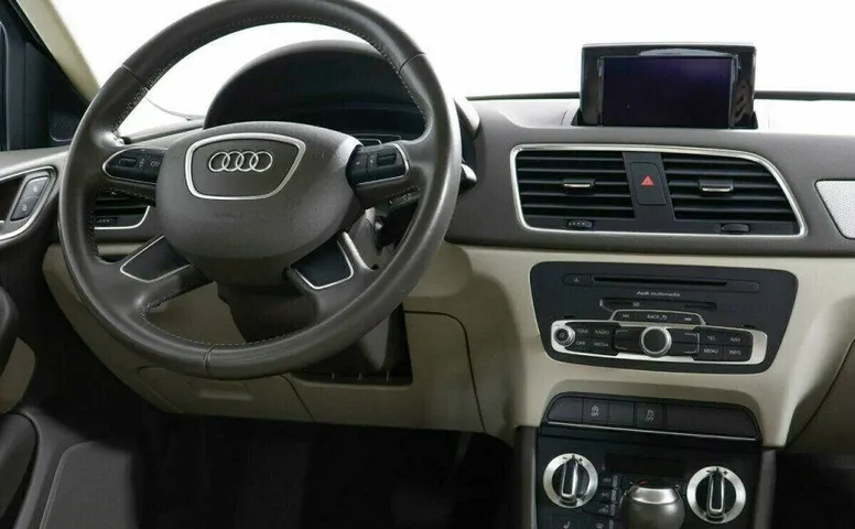 Audi Q3 2.0 Робот