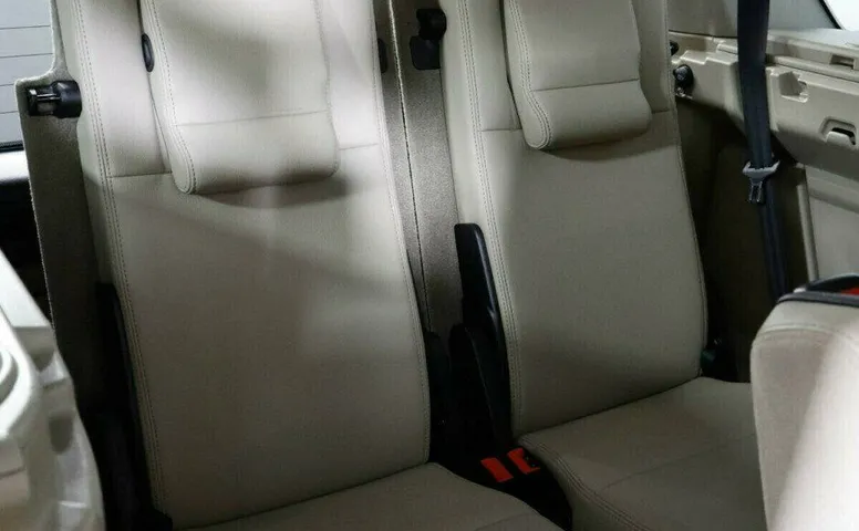 Land Rover Discovery 3.0 Автомат