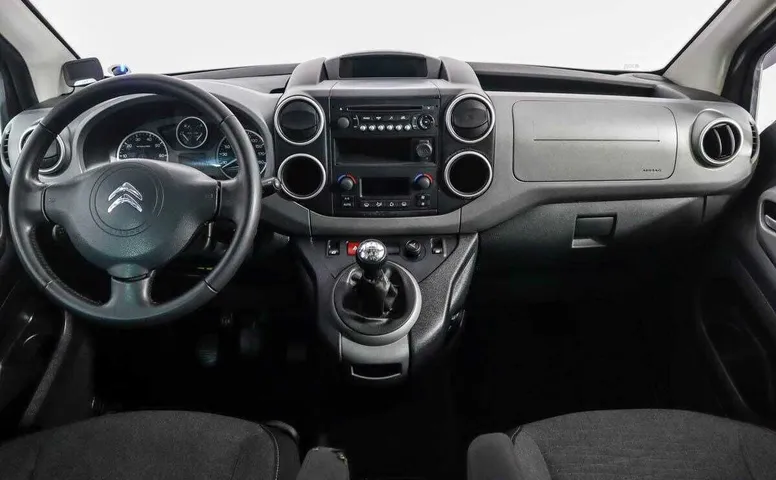 Citroen berlingo мкпп 2016 с пробегом 57 000 км