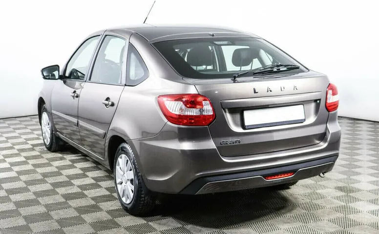 LADA (ВАЗ) Granta I Рестайлинг