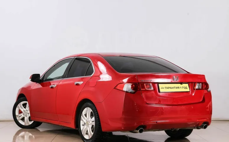 Honda Accord, 8 поколение
