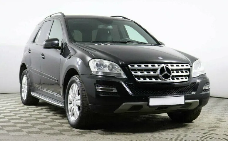 Mercedes-Benz M-Класс 3.0 Автомат