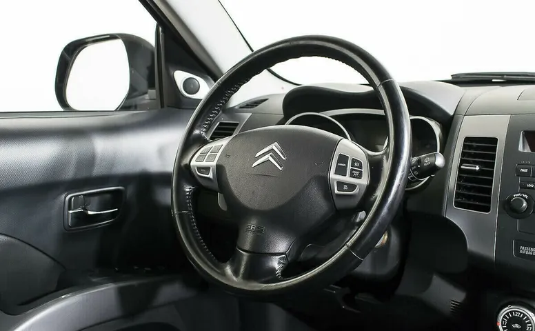 Citroen C-Crosser I