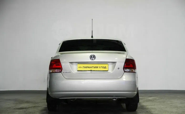 Volkswagen Polo, 5 поколение