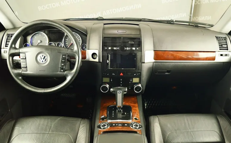 Volkswagen Touareg, 1 поколение, рестайлинг