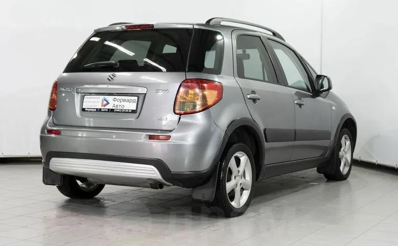 Suzuki SX4, 1 поколение